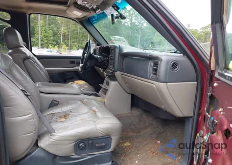 2001 Chevrolet Tahoe Lt z USA, uszkodzony, nr VIN 1GNEK13TX1R180877